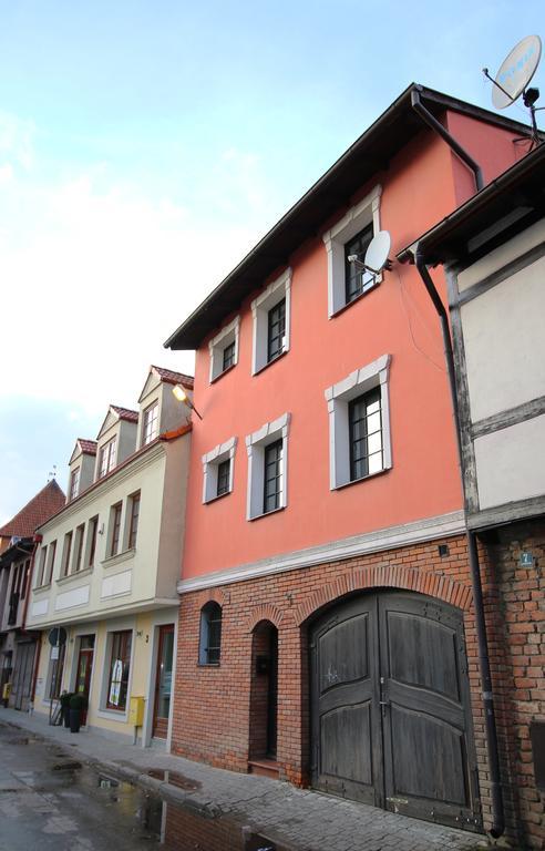 Willa Browar Pokoje Goscinne W Centrum Miasta Na Starowce, Self Check In 24H, Fv, Tv Smart, Darmowe Wi-Fi, Parking, W Sasiedztwie Restauracji I Kawiarni, Uslugi Escort Zakazane Starogard Gdański Dış mekan fotoğraf